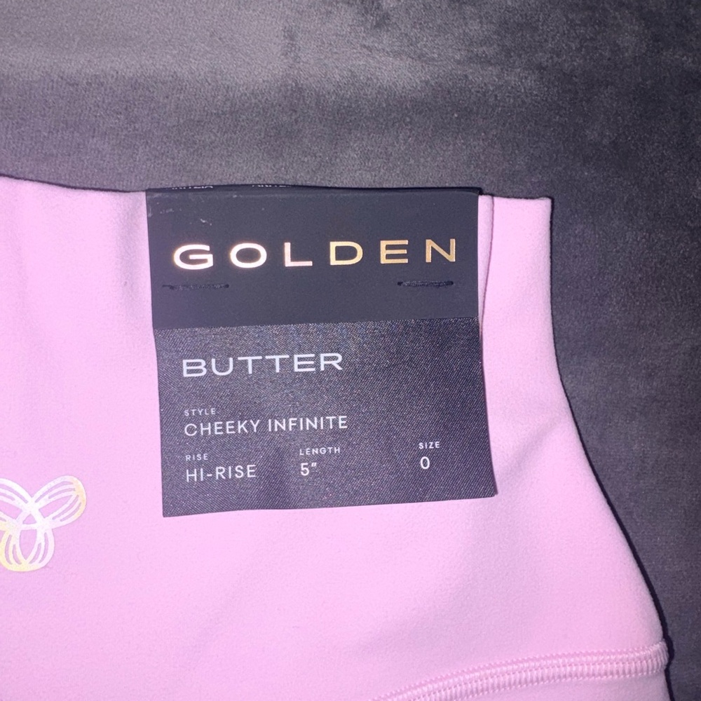 Aritzia (Golden) Cheeky Infinite Hi-Rise Bottoms in Light Pink
